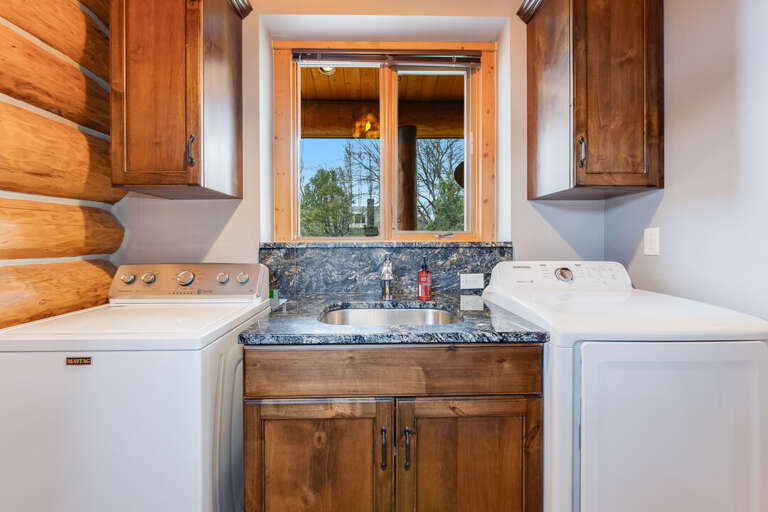 Washer and dryer for use | Interior