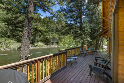 Welcome to Riverlight Cottage!