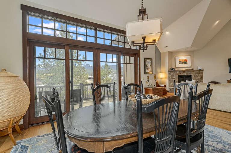 Enjoy a meal with all your guest!