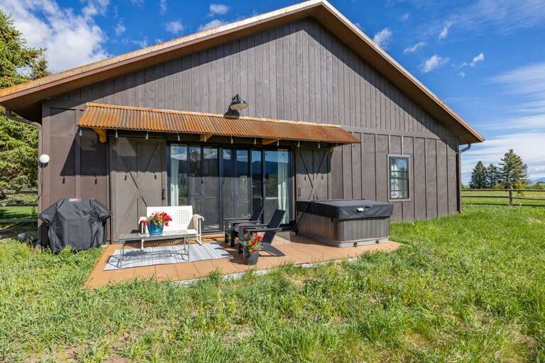 Enjoy the sun and the unbeatable mountain views!