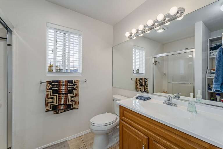 Shared bathroom. | Glacier Ridge Suite