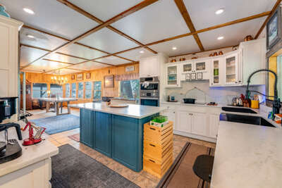 Flathead Valley - PO - Lakeshore Cabin A