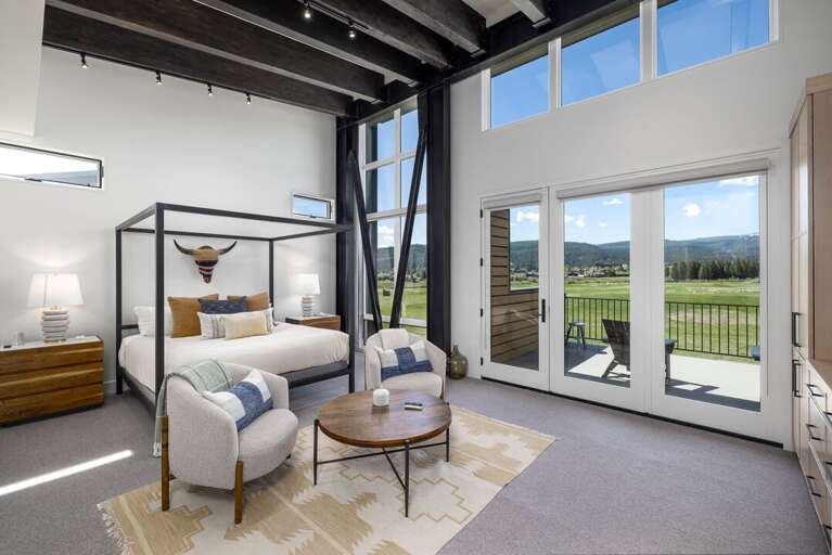Master King Bed with balcony I Upper Level