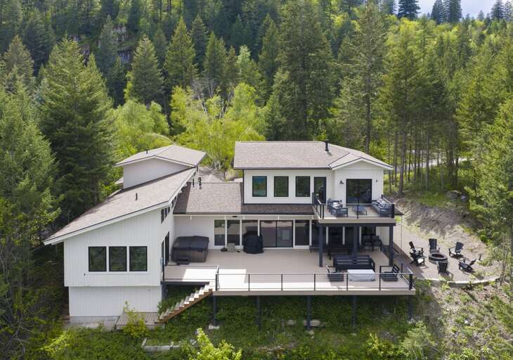 View of the back of the house and deck area | Exterior