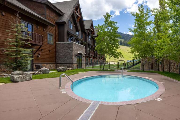 Heated Community pool | Exterior 2nd floor