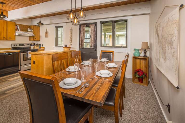 Open dining area | Main Level