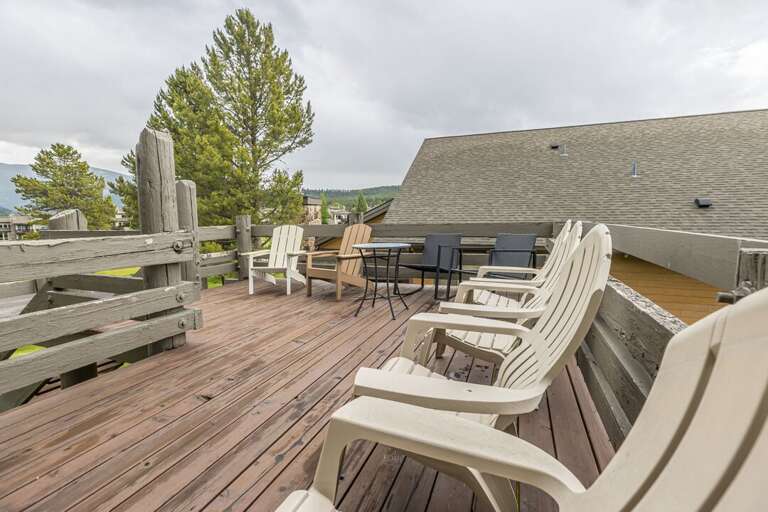 Walk around deck | Upper Level