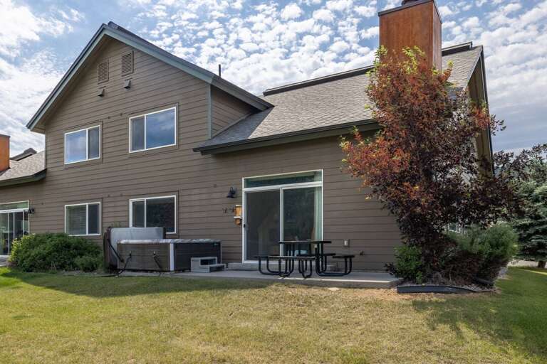Soak in the hot tub under the Big Sky | Exterior