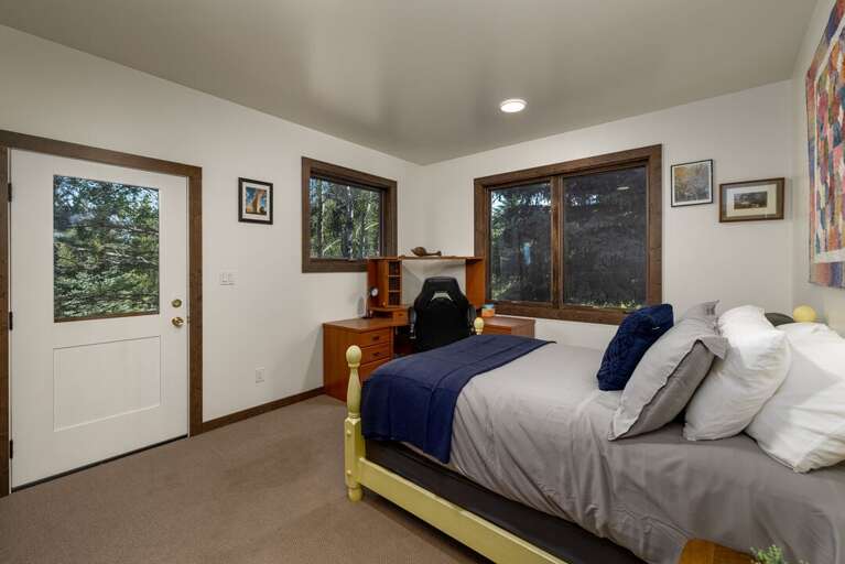 Queen bed with office space | Upper Level