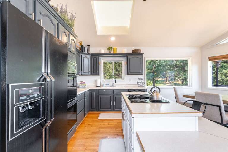 Kitchen. | Main Level