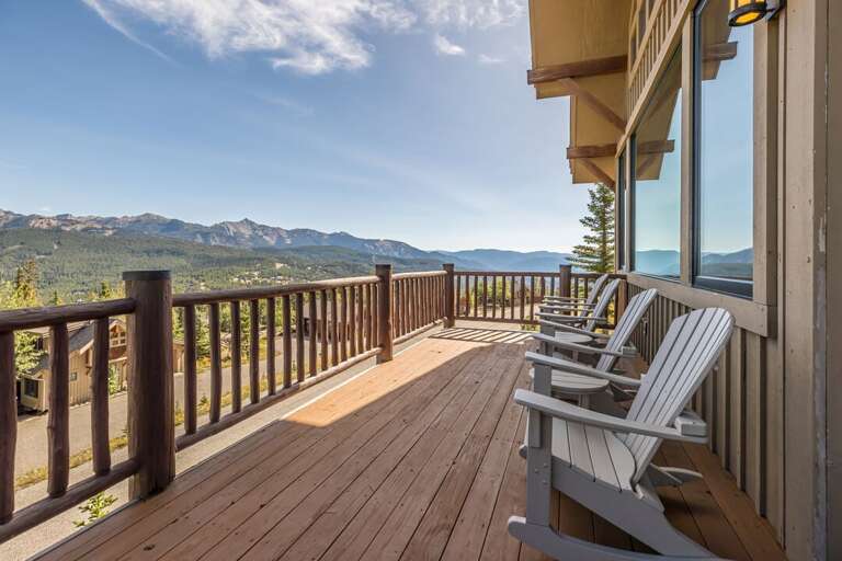 Seating for the mountain views | Exterior