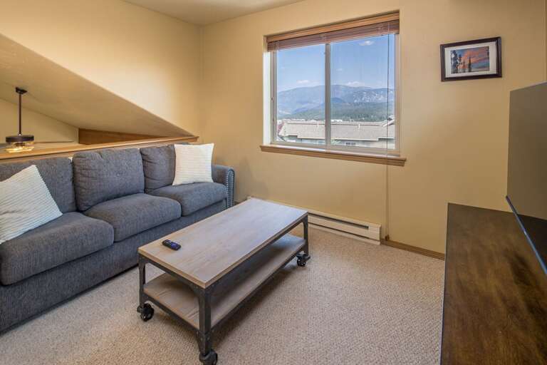 Mountain Views | Main Level