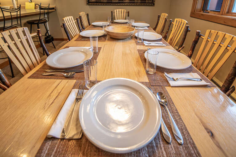 Serve up a delicious meal | Main Level