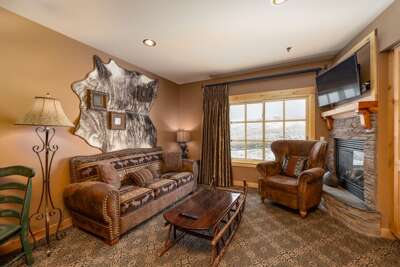 Big Sky - Village Center 478