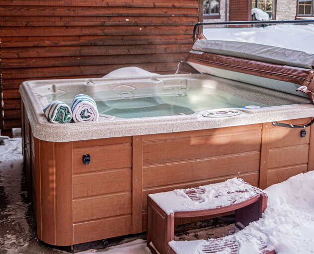 Private Hot Tub Private Hot Tub