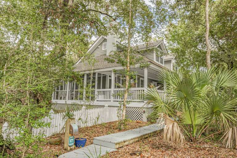 Vacation Rental Nestled Neatly Among Vibrant Vegetation