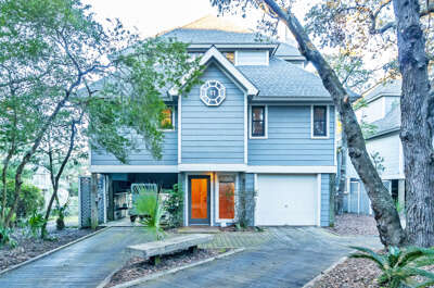 11 Lighthouse Landing