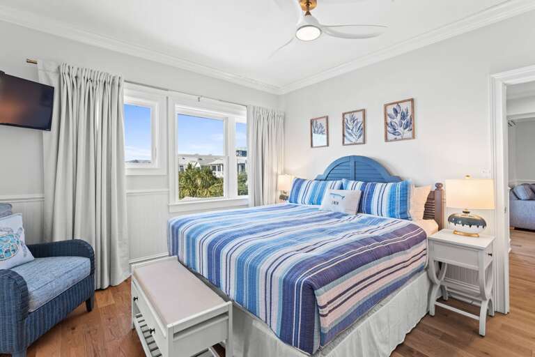 Marsh Harbour Inn- Ship Watch