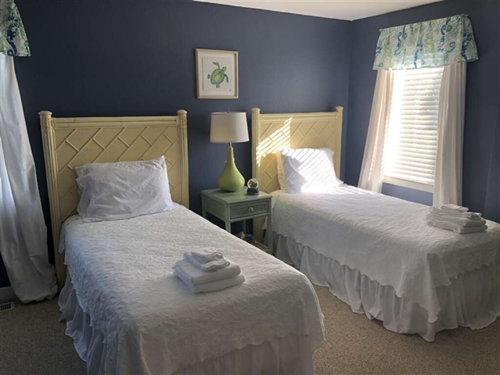 The Black Dog Retreat 4 Bedroom Vacation Home For Rent Bald Head