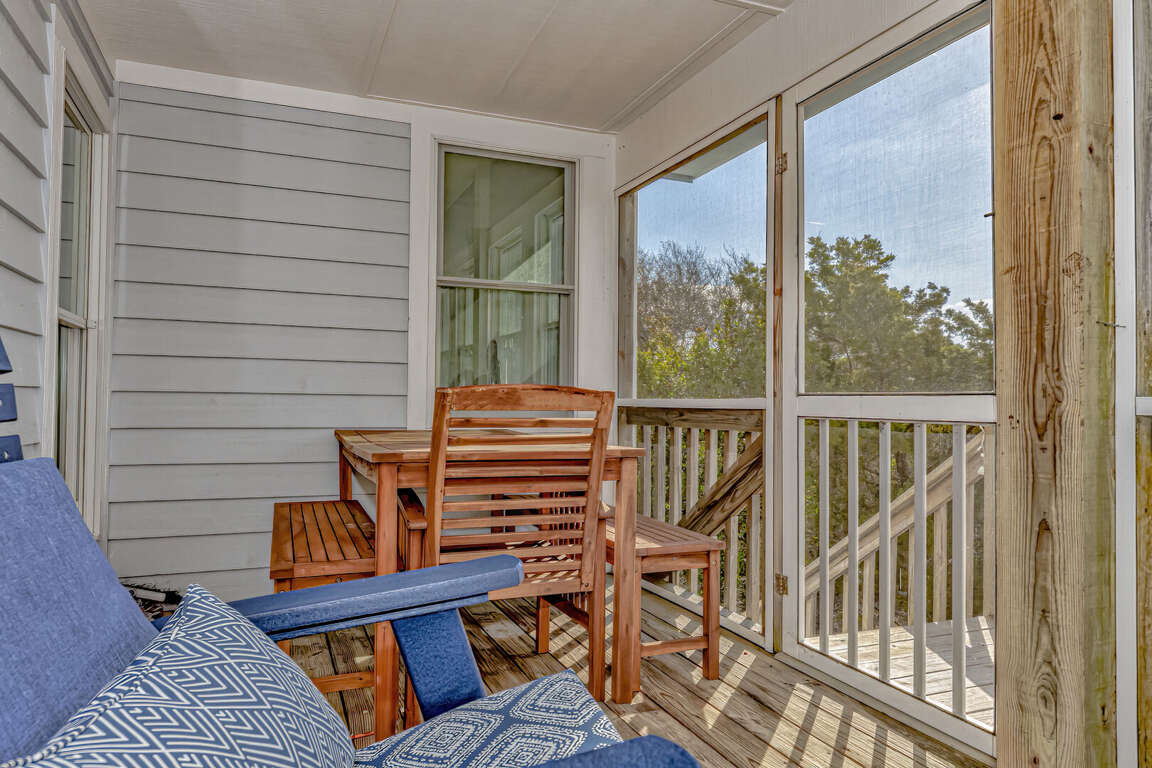 Lucky Pelican 4 Bedroom Holiday Rental in Bald Head Island NC (165701