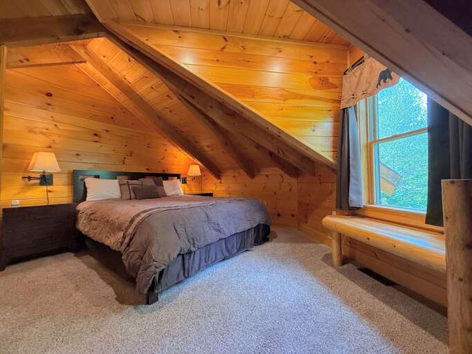 Upper level King Bedroom