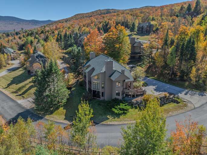 Nestled in the coveted Crawford Ridge development, this three-level townhouse is ideal for weekend getaways or extended stays!