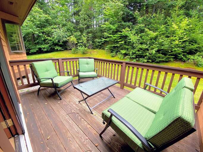 Queen bedroom private deck