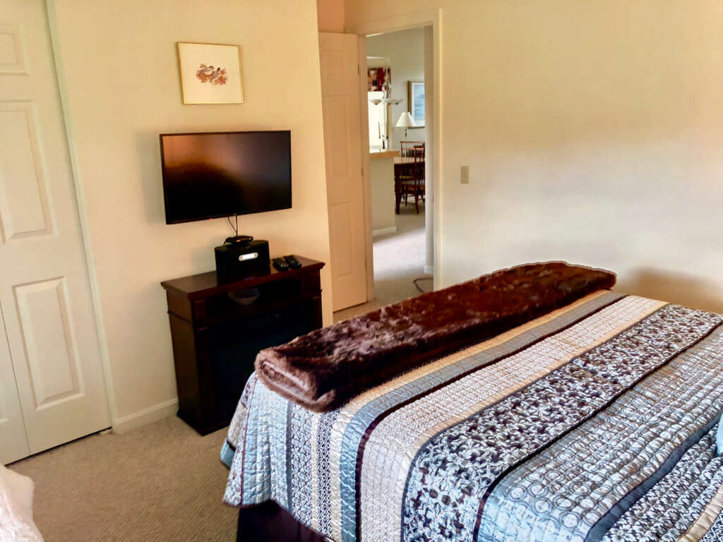 FV48 Fairway Village 2 Bedroom Short Term Rental in Bretton Woods NH