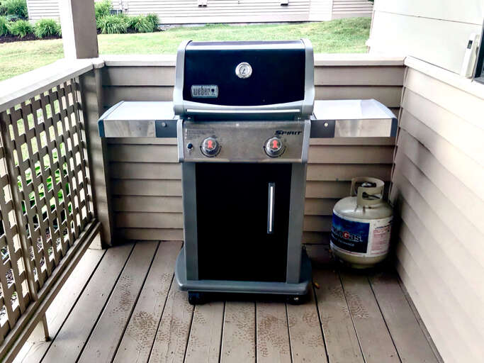 Outdoor Space is a back deck with grill.