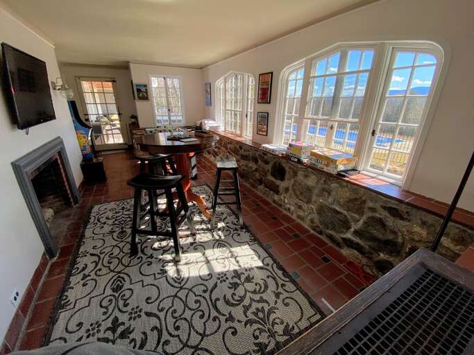 Sun porch game room