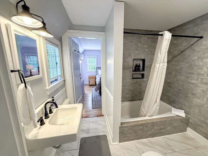 Upper South Shared Bath