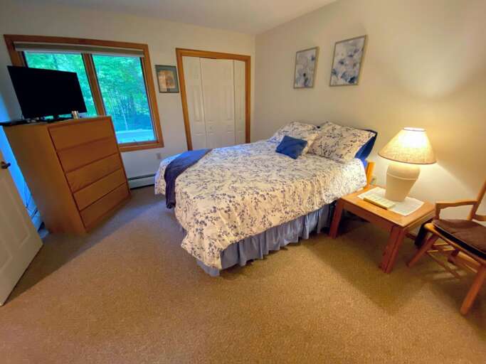Guest Bedroom #2 is located on the main floor and features a Queen size bed with Jack and Jill bath that can also be accessed from both the bedroom and main living room. Sleeps 2. Guest Bedroom #2 is located on the main floor and features a Queen size bed with Jack and Jill bath that can also be accessed from both the bedroom and main living room. Sleeps 2.