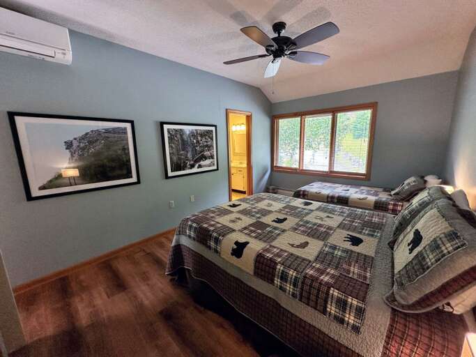 Upper level bedroom 2