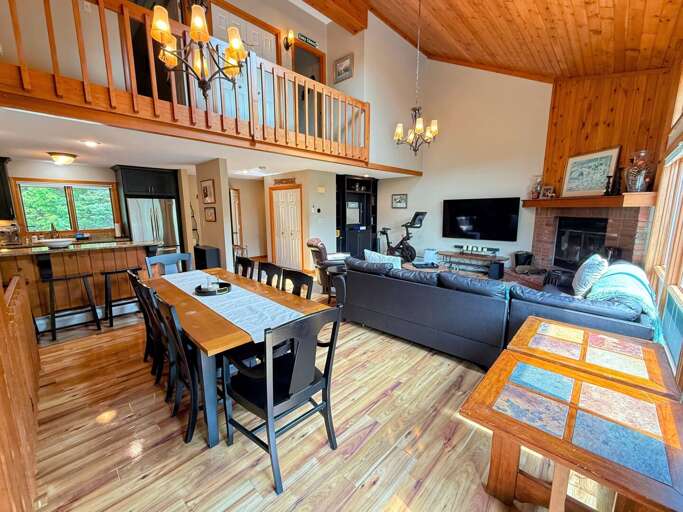 The new flooring throughout adds a fresh, modern touch. The new flooring throughout adds a fresh, modern touch.
