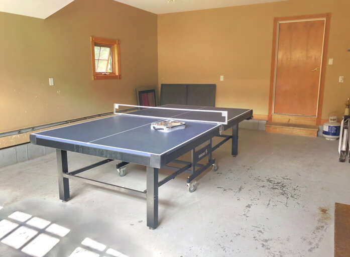Garage Ping Pong table