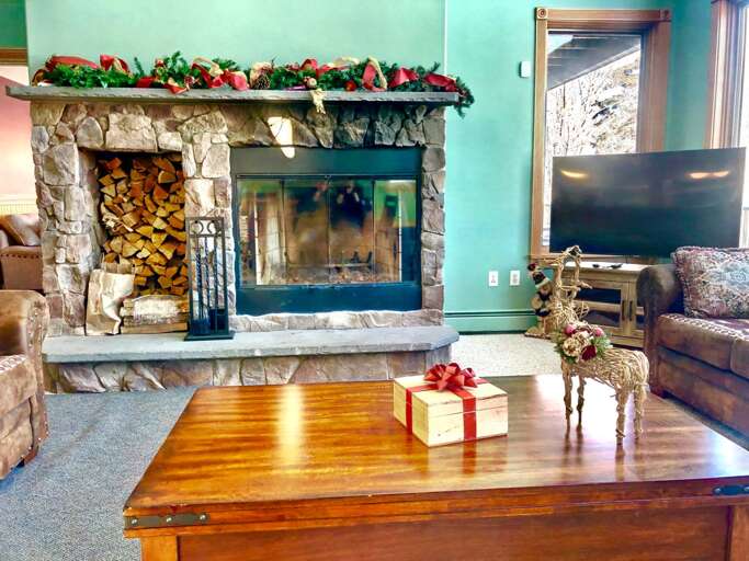 Main level living room