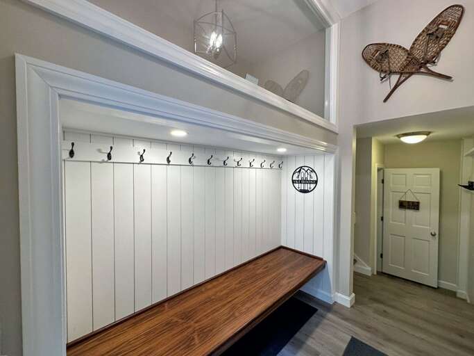 Convenient mud room with quick access to skiing