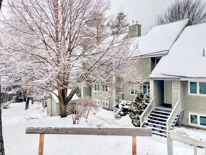 Renovated and with enough space to accommodate 10, this clean and comfortable home is perfect for the family or friends to gather.