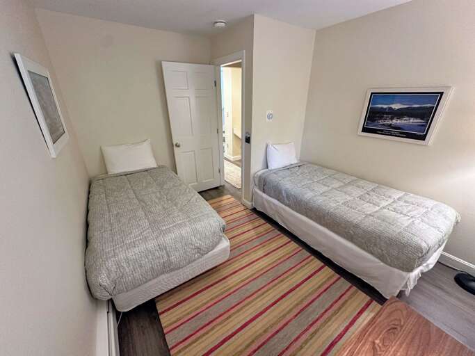 Upper level Twin bedroom