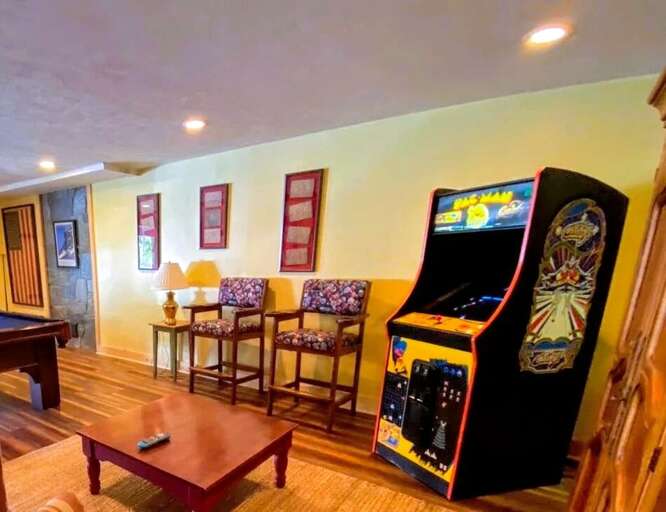 Lower level entertainment area