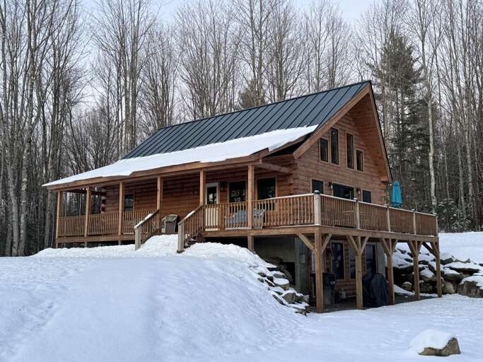 18HA Cabin with 3 Bedrooms for 10 Guests in Franconia, NH