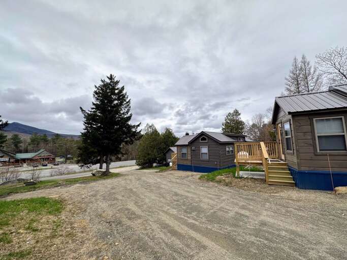 Boulder Mountain View offers 9 tiny homes! The Tiny Homes are fully equipped for a comfortable getaway in the mountains.