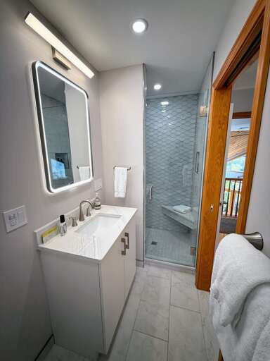 Upper Level King Bedroom 2 Ensuite Bath with custom shower