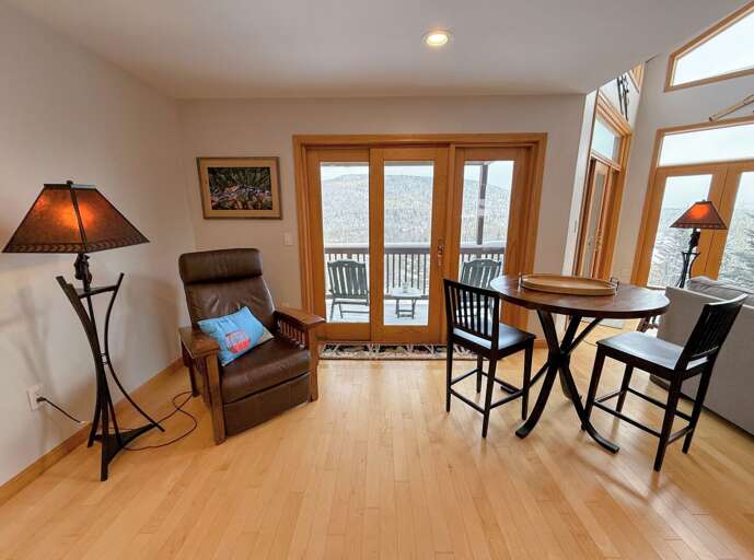 Sitting area on Main Level