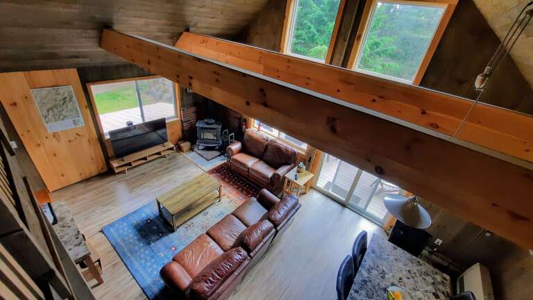 Upper level living area and dining