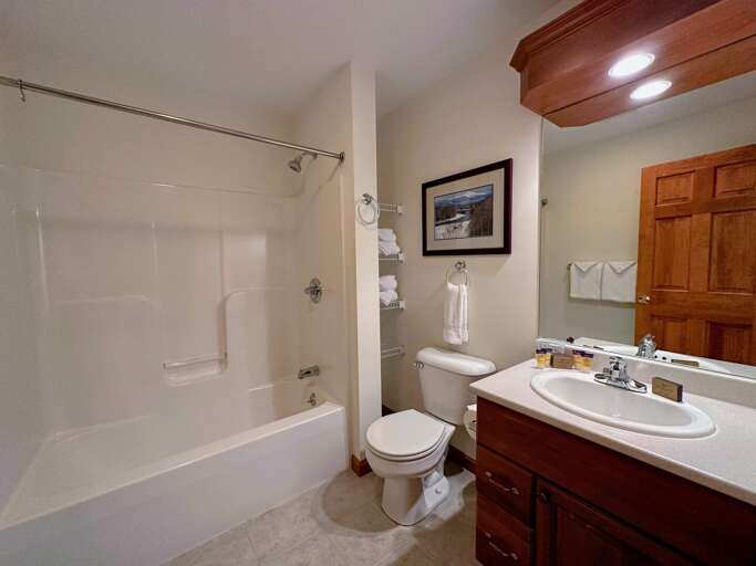 Lower Level Shared Bath with Shower/Tub Combo