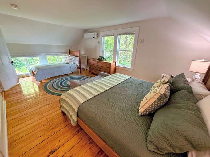 Upper Level King Bedroom 2 with additional Twin Bed and closet Upper Level King Bedroom 2 with additional Twin Bed and closet