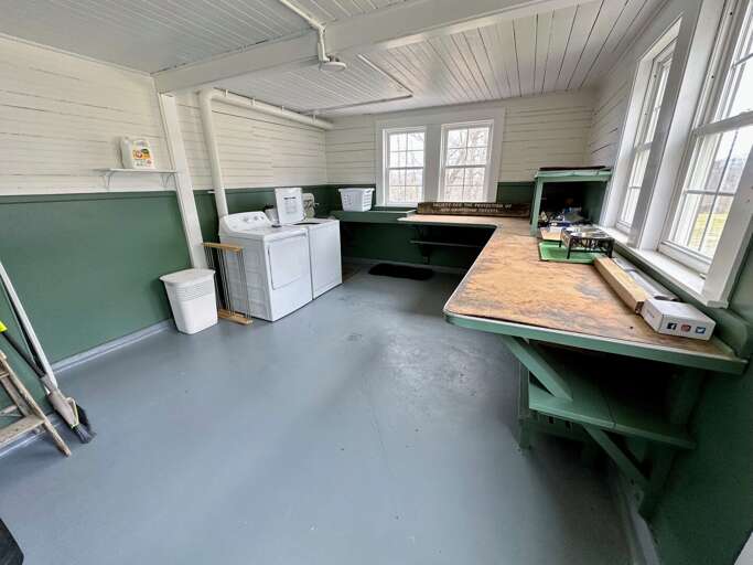 Utility room with laundry Utility room with laundry