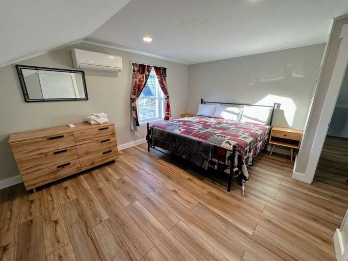 Upper level King bedroom