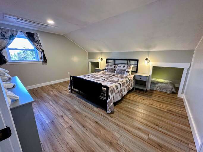 Upper level Queen bedroom 1